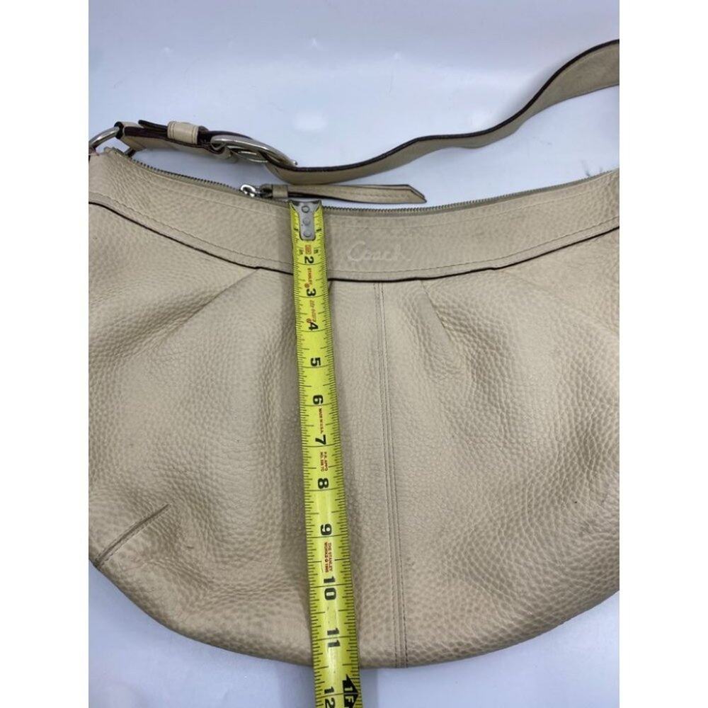 COACH Women's Large Tan Leather Shoulder Bag - Picture 4 of 13